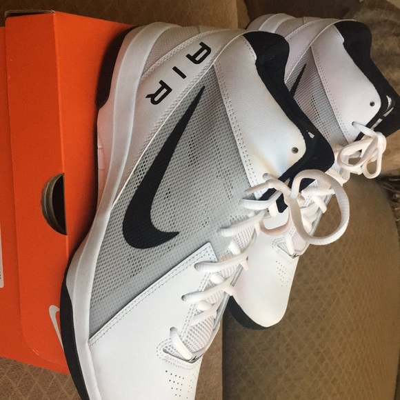 Athletic Shoes - Picture 3 of 4